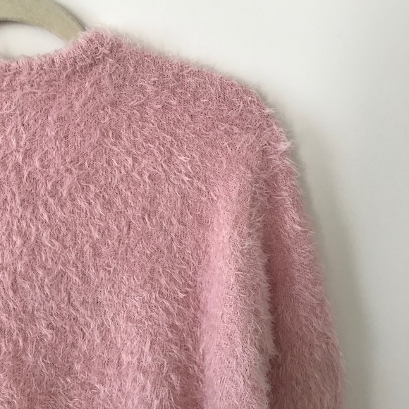 H&M Pink Fuzzy Crew Neck Sweater - Picture 15 of 16